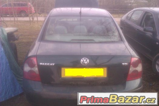 prodam zadni naraznik + viko kufru na passat b5 - b5.5 sedan – fotografie 3