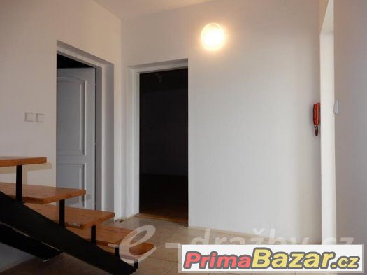 Rodinný dům 5+kk se zimní zahradou a zahradou (853 m2), Brno – fotografie 4