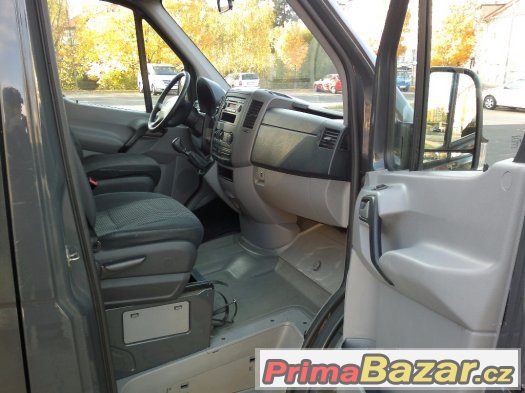 Mercedes-Benz Sprinter 311 CDI – fotografie 4
