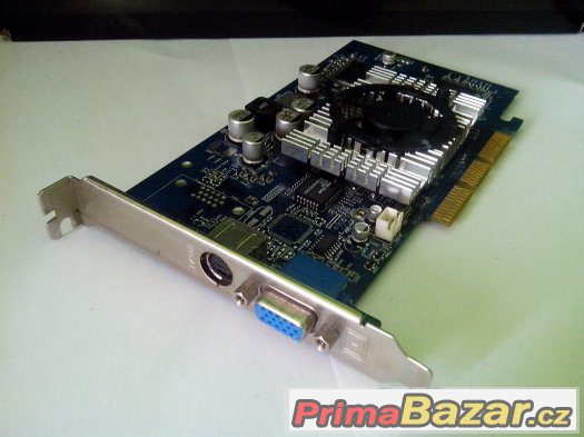 Grafická karta 128MB – fotografie 1