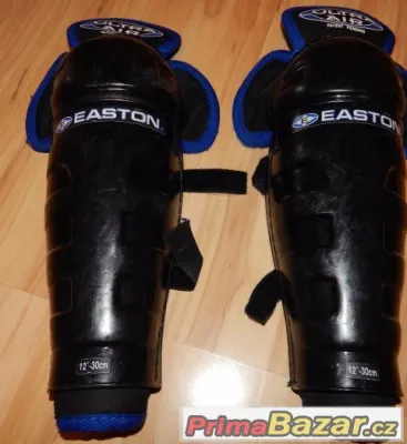 hokejové holení chrániče Easton