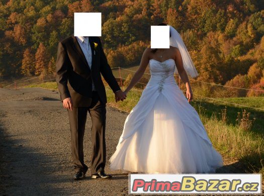 Svatební šaty bílé korzetové boty zdarma – fotografie 2