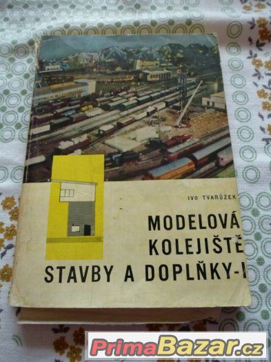 Různé knížky, kus za 10,-Kč – fotografie 1
