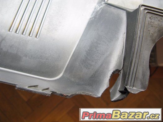 Daruji za odvoz kryt motoru pro BMW E38 740i (M60) – fotografie 3