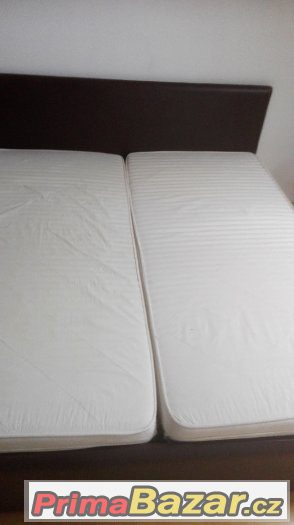 Manželská postel 200 x 180 – fotografie 1