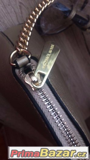 kabelka michael kors gold . – fotografie 2