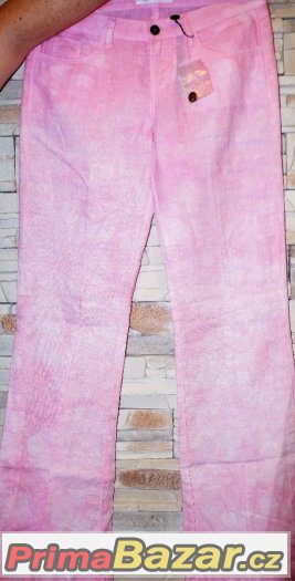 Nové krásné kalhoty Guess Brittney Flare jeans SUPER CENA – fotografie 4