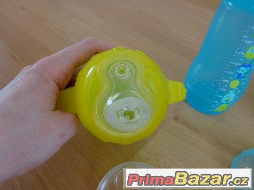 Koj. hrnek Nuby zdarma – fotografie 2