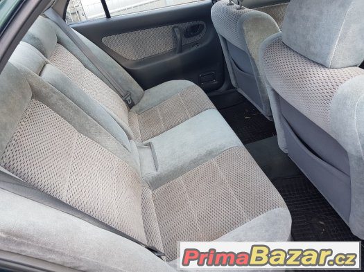 Mitsubishi Galant č. 1998 – fotografie 5