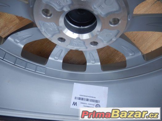 VW Golf VII - zimní orig. ALU sada VW model Dijon 5x112 R17 – fotografie 4