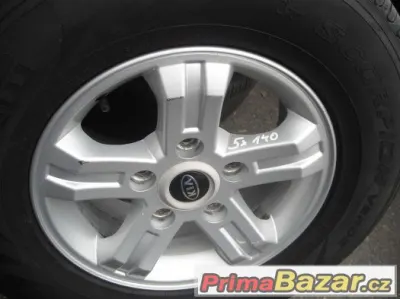 16" alu kola 5x139,7 KIA VČETNĚ PNEU 245/70/16 STAV 99%
