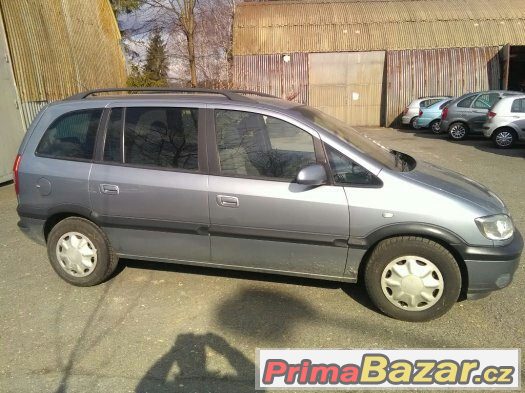 Opel Zafira 2.0 DTi R.v. 7/2004 7 Míst – fotografie 3