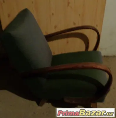 Křeslo od J. Halabaly k renovaci typ "C"