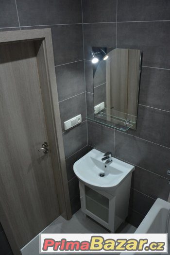 Prodej bytu 3+1 Uherský Brod, Obchodní-po nové rekonstrukci – fotografie 2