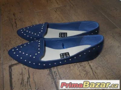 Boty se zlatými ozdobami,vel.41,nové, moderní, krásné