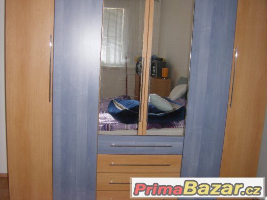 skřín dekor buk+ modrá – fotografie 2