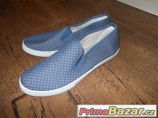 Nazouvací boty -slip on-módní puntíkované,vel.41,nové – fotografie 1