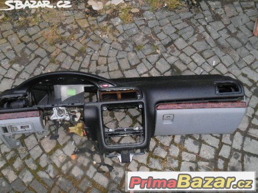 Peugeot 406 palubovka – fotografie 2