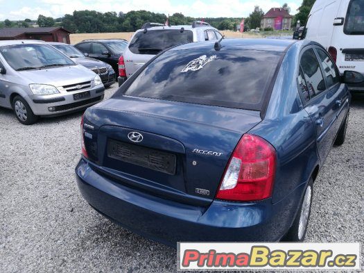 HYUNDAI ACCENT 1,5 CRDi 16V.KLIMA.05/2007 – fotografie 3