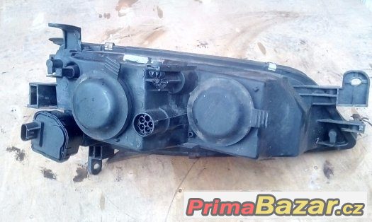 OPEL VECTRA B 1.7 td - PŘEDNÍ LAMPY (SVĚTLA) P+L – fotografie 2