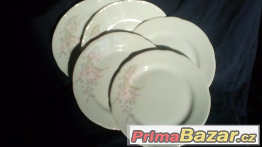 Porcelánové jídelní soupravy – fotografie 5