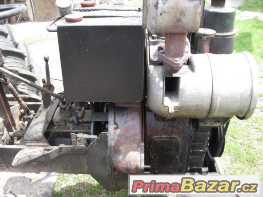stabilní motor slavia ST120 – fotografie 2