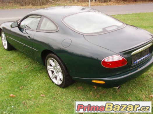 Jaguar XKR 4.0i V8 SUPERCHARGED – fotografie 3