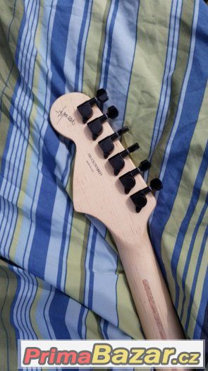 elektricka kytara Fender Jim Root Jazzmaster – fotografie 3