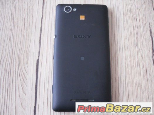 Sony Xperia M, 5MPx foto,NFC,4GB,microSD slot. Černá. – fotografie 2