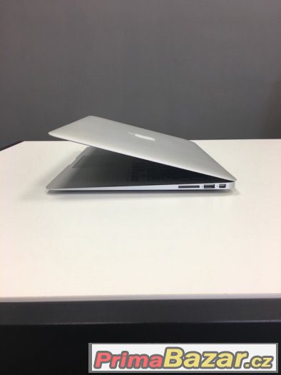 MacBook Air 13 – fotografie 4