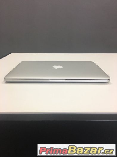 MacBook Pro Retina 13" – fotografie 2