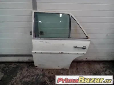 Mercedes - benz w 115 levé zadní dveře