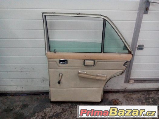 Mercedes - benz w115 pravé zadní dveře – fotografie 2