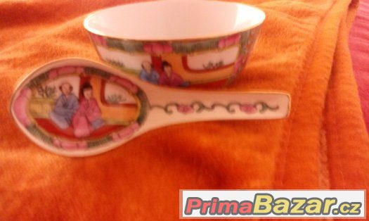 Porcelánová miska – fotografie 1