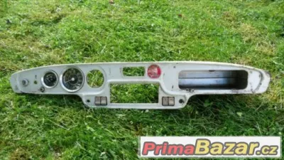 Škoda 1202 octavia combi,palubní deska