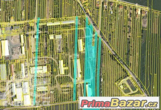 Pozemky (36.122 m2) a stavby v areálu bývalého ZD Šakvice, B – fotografie 1