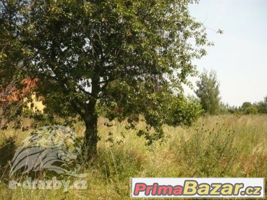 Pozemek 1.071 m2, včetně příjezdové cesty, Hradec Králové, D – fotografie 1