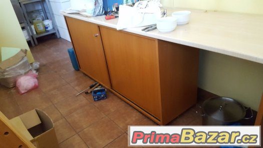 Komody - skříně s pracovní deskou – fotografie 3