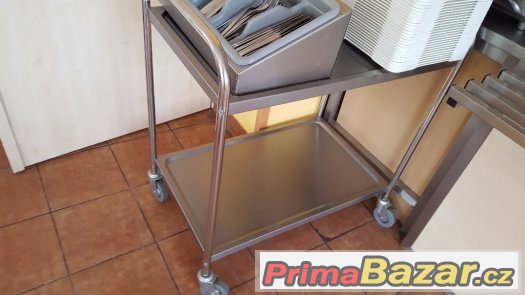 Gastro vozík se zásobníkem na příbory – fotografie 3