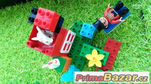 lego duplo se zajickem – fotografie 1