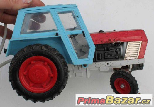 Traktor Zetor Crystal hračka – fotografie 5