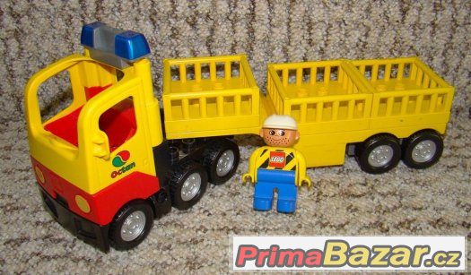 Lego Duplo Tahač s Návěsem a Korbami – fotografie 1