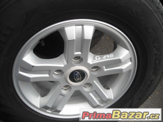 16" alu kola 5x139,7 KIA VČETNĚ PNEU 245/70/16 STAV 99% – fotografie 2