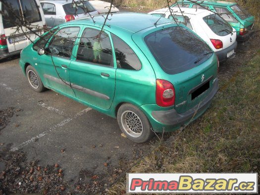 Citröen Xsara PICASO 1.8 16 R.v.2000 – fotografie 3