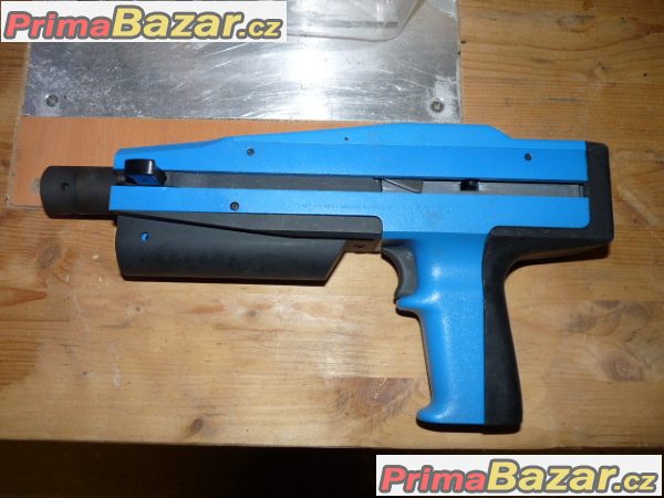 Nastřelovací pistole BERETTA – Beto 685 – fotografie 1