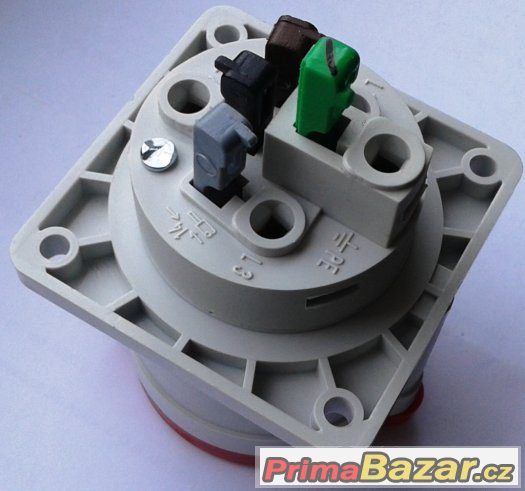 Třífázová zásuvka - 4 pólová, 32A / 400V, krytí IP 44 – fotografie 4