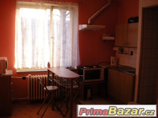 Pronájem bytu 1+kk v Pardubicích - Višňovka - ul. Svobody – fotografie 1