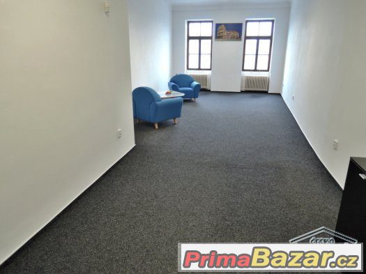 Pronájem Obchod, 45 m2, Nový Jičín, Masarykovo náměstí – fotografie 3