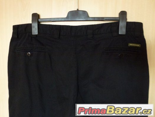 KVALITNÍ PÁNSKÉ ČERNÉ KALHOTY zn. DOCKERS PRO VELKÉ CHLAPY – fotografie 3