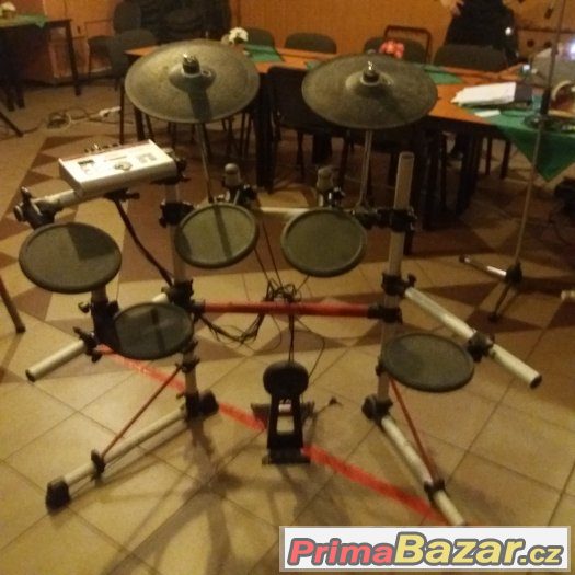 Yamaha DTXPRESS IV – fotografie 1